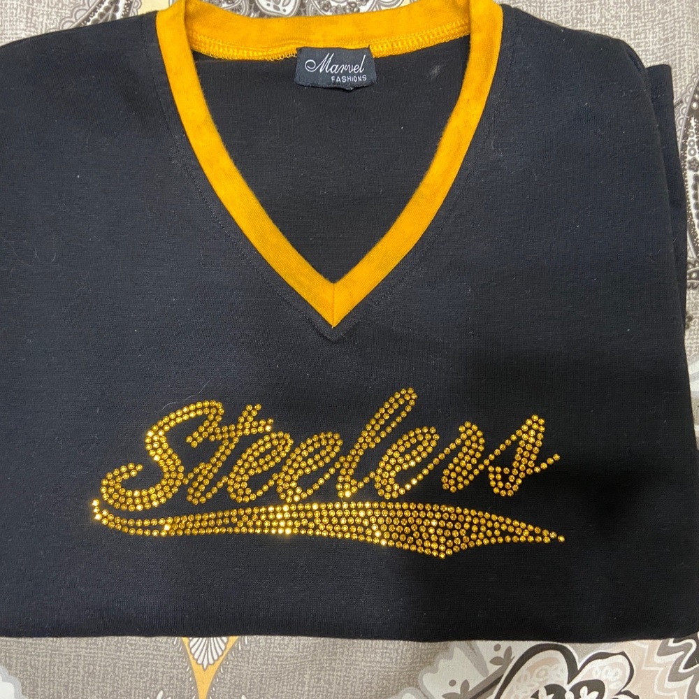 Pittsburgh Steelers V-neck THICK shirt with BLING